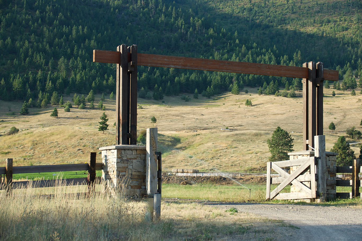 Custom Ranch Entrance Gate (Steel)